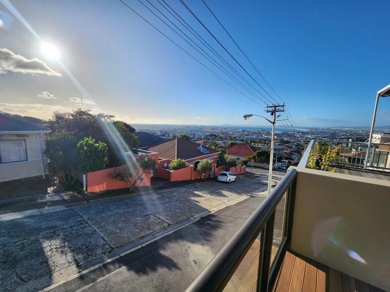 To Let 2 Bedroom Property for Rent in University Estate Western Cape